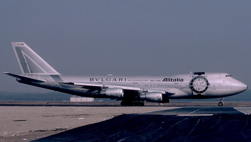 Avión de Alitalia decorado por Bulgari