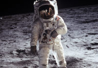 Astronauta en la Luna con el Omega Speedmaster
