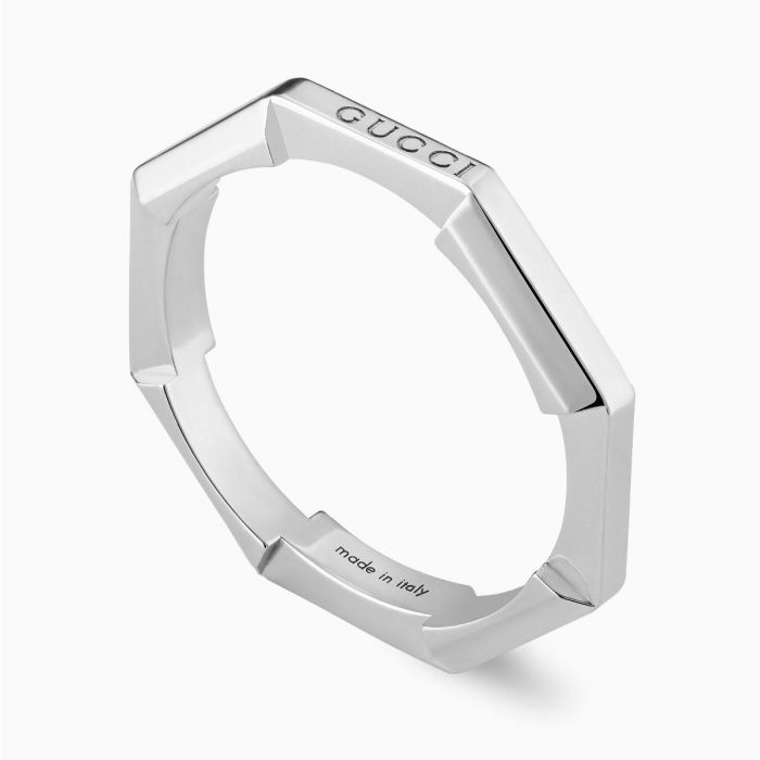 Anillo Gucci de oro blanco