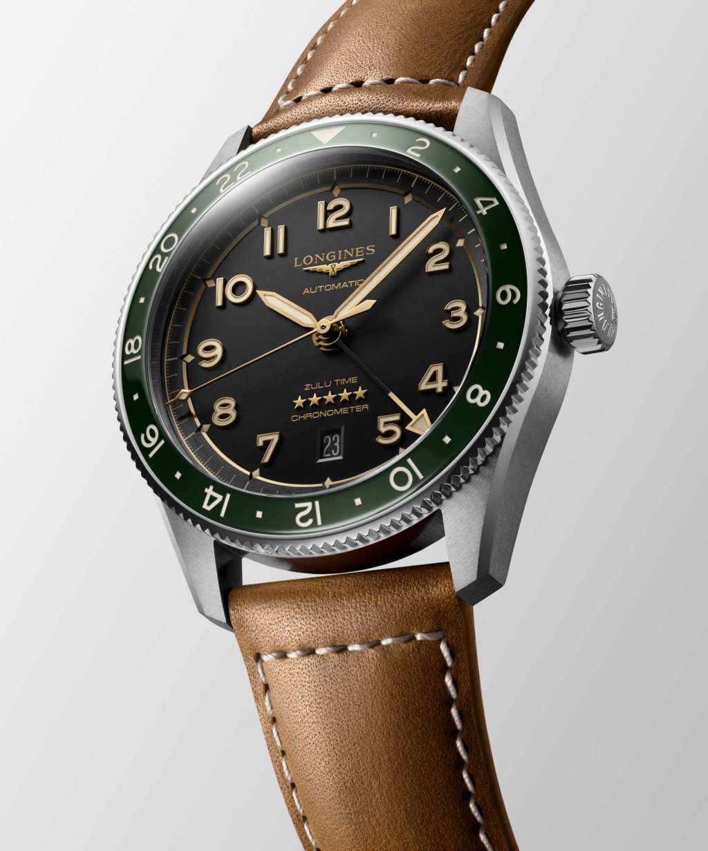 Longines Spirit Zulu Time con bisel de color verde