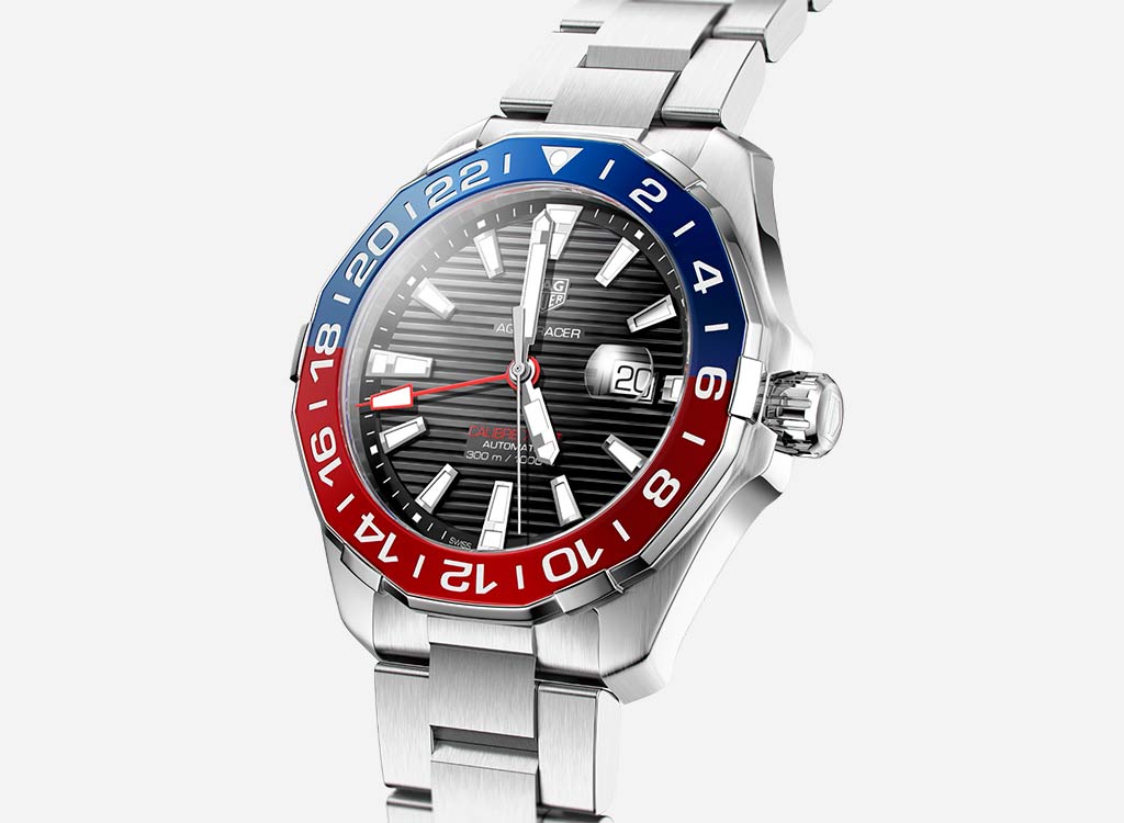 TAG Heuer Aquaracer Twin Time con bisel GMT con escala de 24 horas