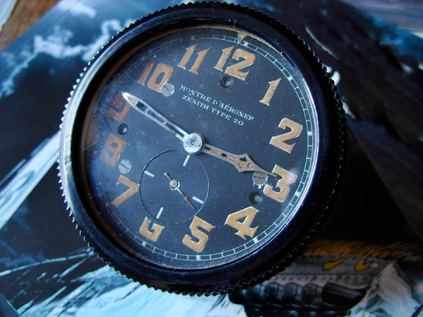 Reloj de tablero Zenith destinado a los salpicaderos de los aviones de la Fuerza Aérea francesa