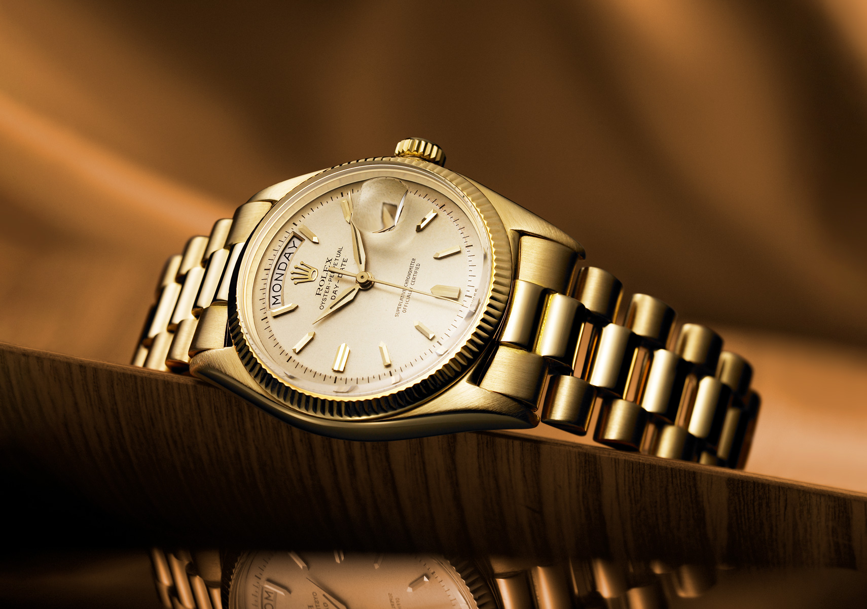 Rolex Oyster Perpetual Day-Date en metal precioso de oro amarillo