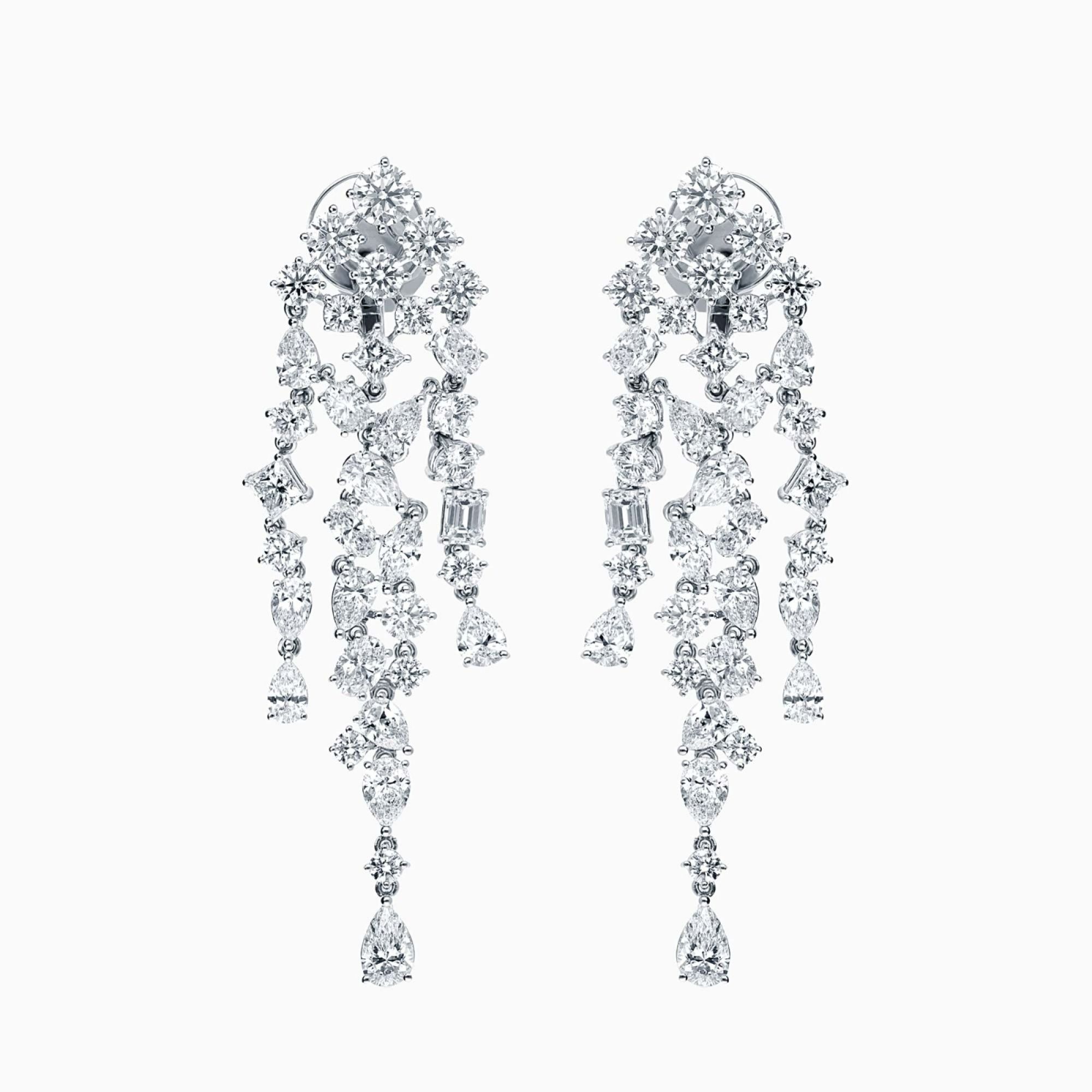 Pendientes largos de oro blanco con diamantes multitalla | RABAT Diamonds