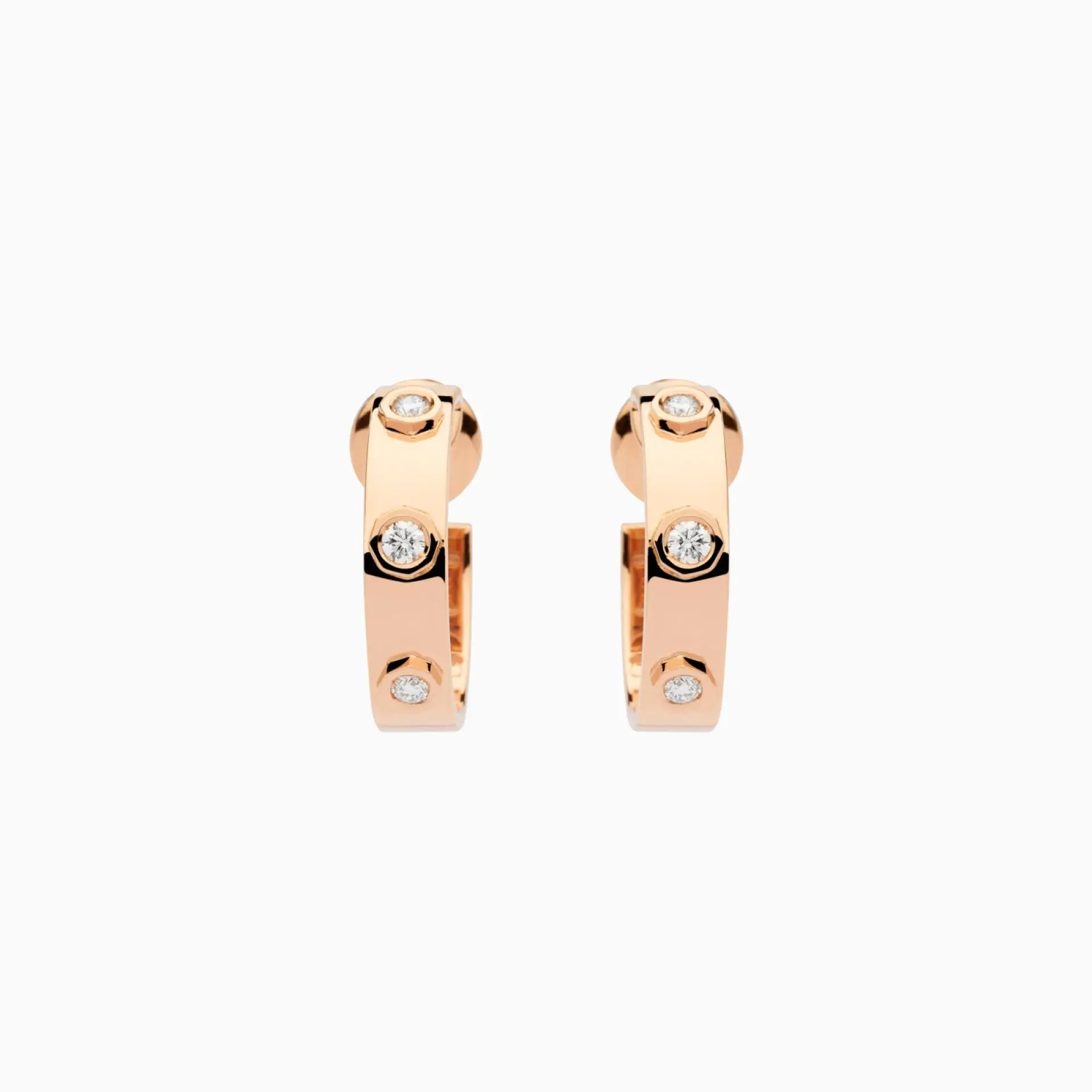 Pendientes de aro pequeños de oro rosa con tres diamantes
