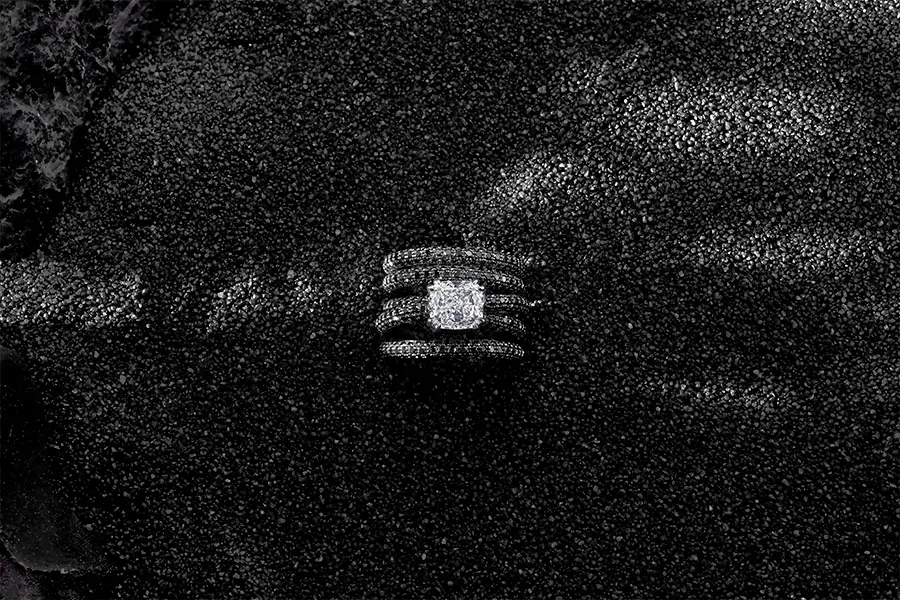 Blanco y negro: la combinación más sofisticada que es tendencia en moda y joyería