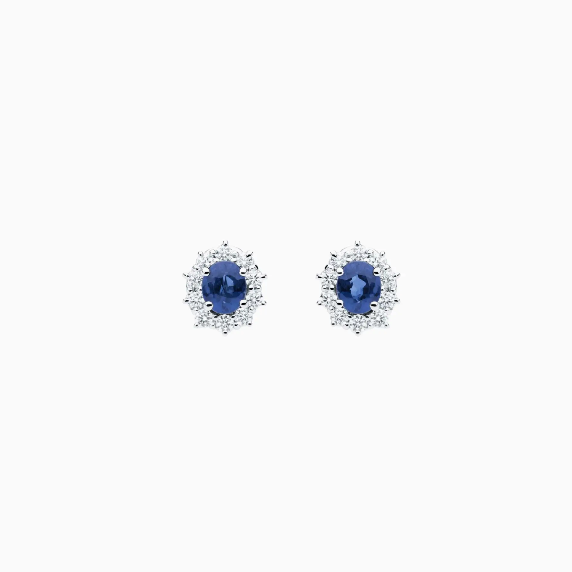 Pendientes de oro blanco con zafiros azules