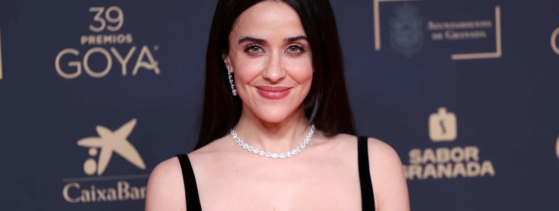 Macarena García brilla en los Goya con joyas de RABAT