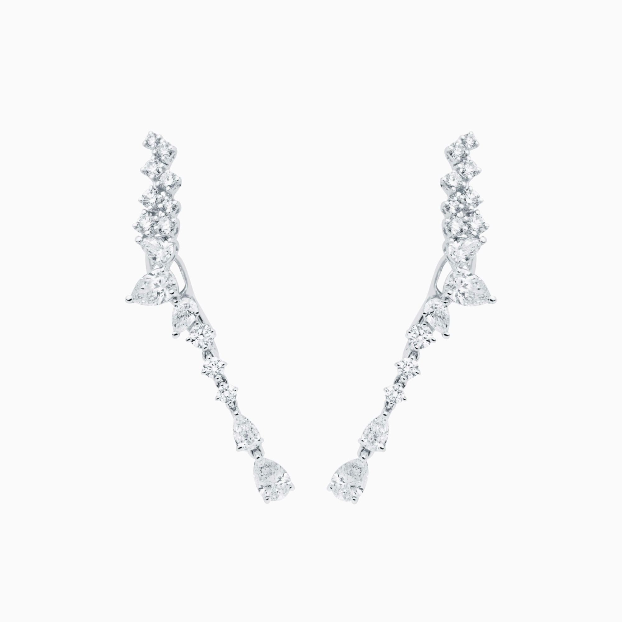 Pendientes ear cuff de oro blanco con diamantes