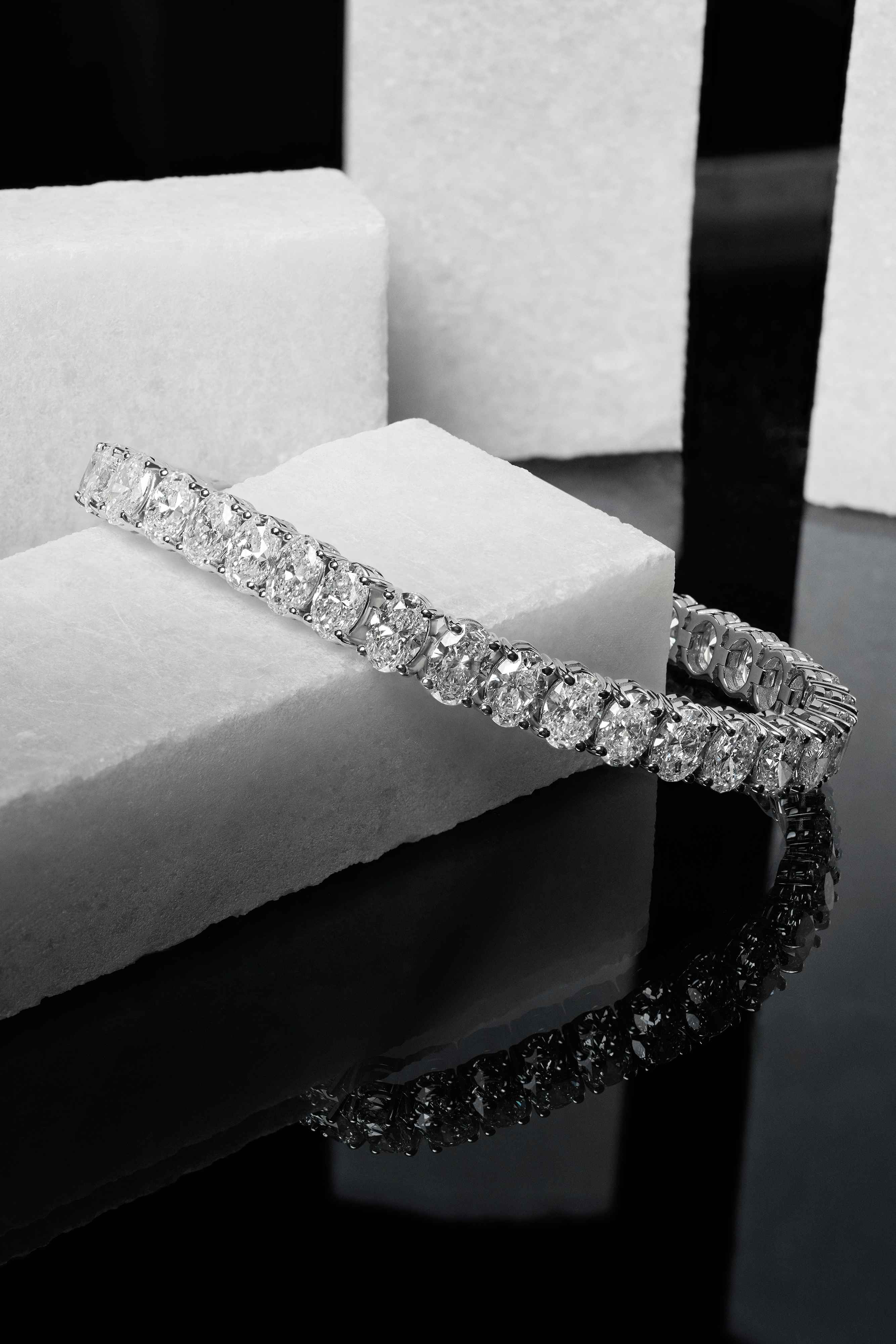 Collar riviere de oro blanco con diamantes - Joyas RABAT en RABAT Magazine