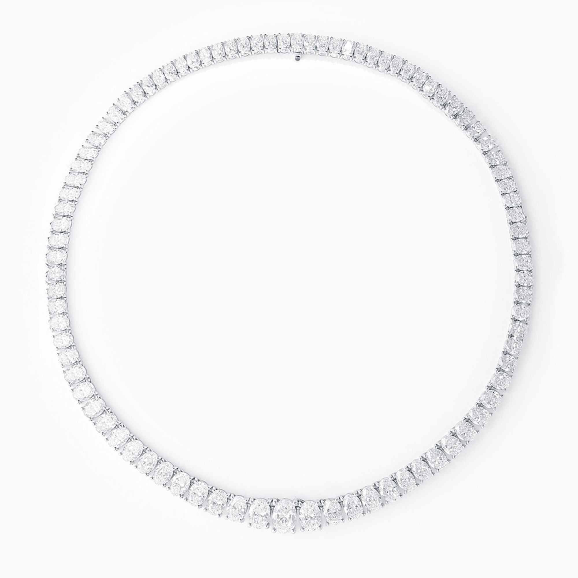 Collar rivière de oro blanco con diamantes talla oval en degradé RABAT Red Carpet