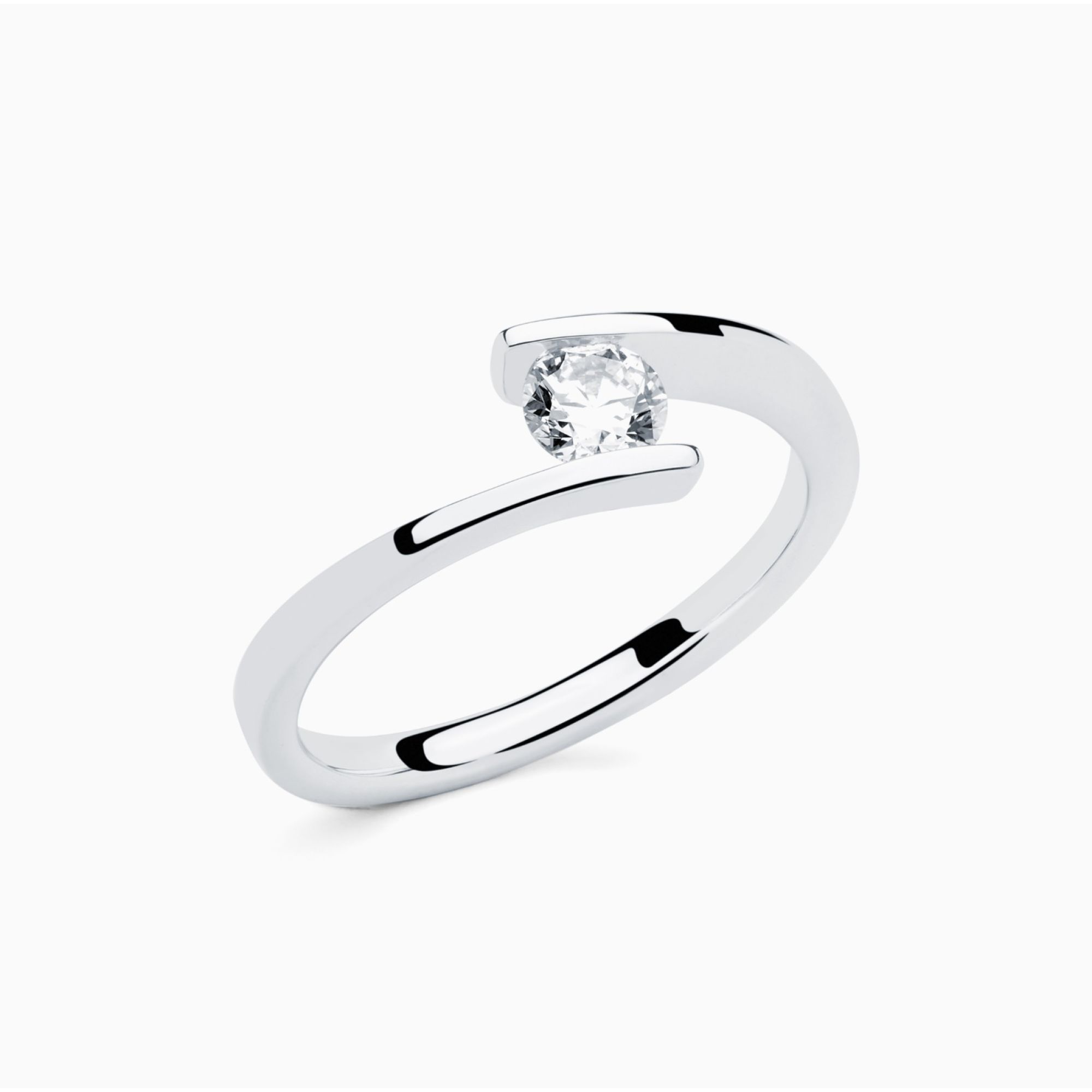 Anillo solitario de compromiso con diamante central RABAT Bridge Of Love