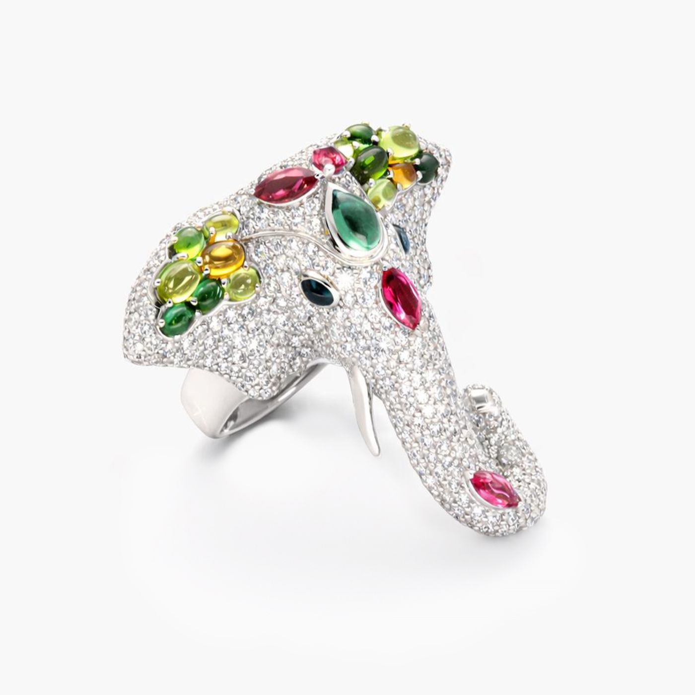Anillo con forma de elefante en oro blanco con pavé de diamantes, turmalinas verdes y rosas, citrinas amarillas y peridotos verdes