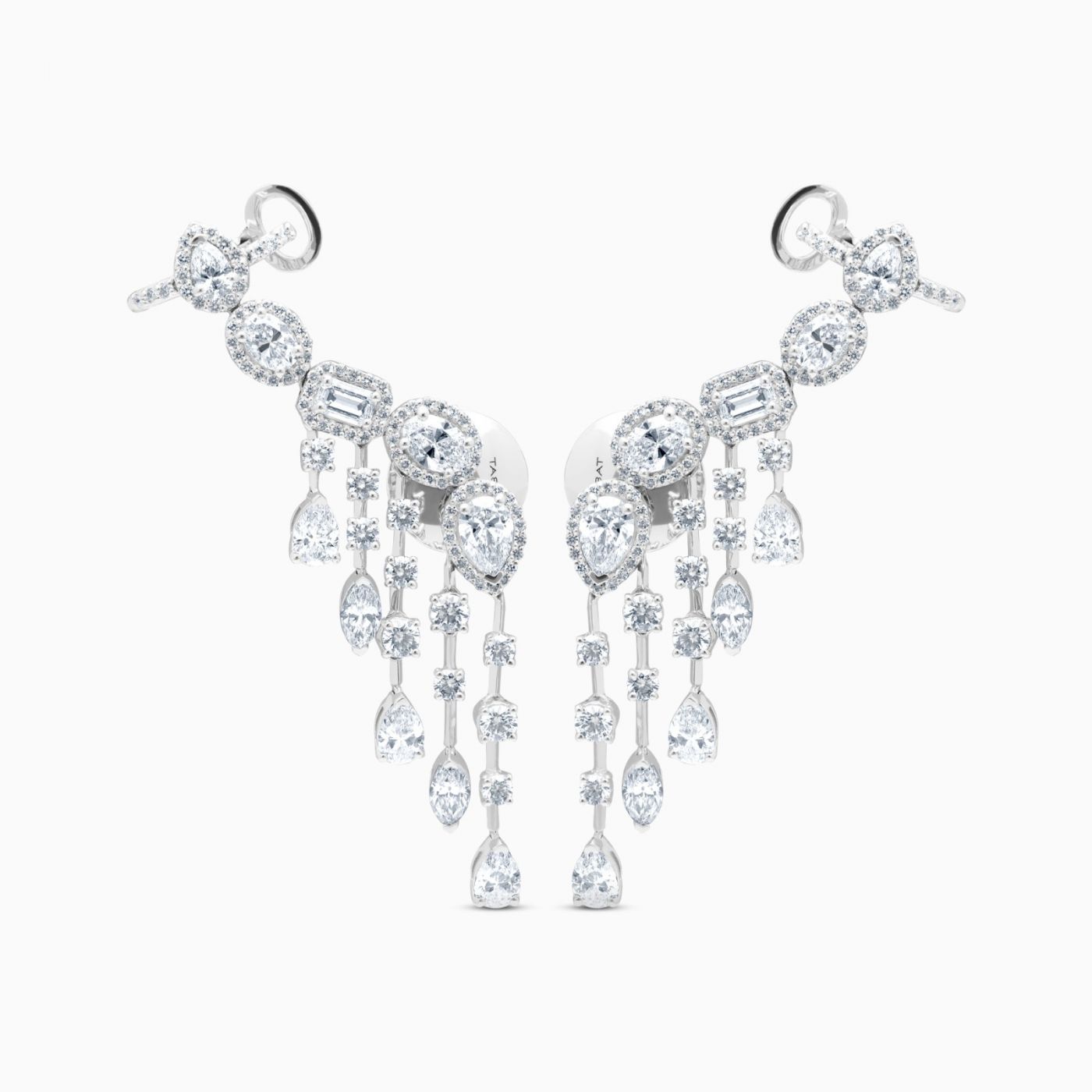 Pendientes ear cuff de oro blanco con diamantes multitalla