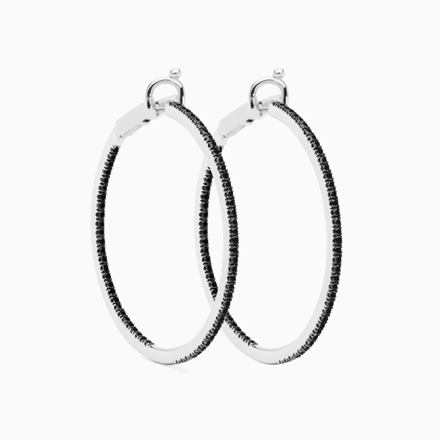 Pendientes de aro grande de oro blanco con diamantes negros