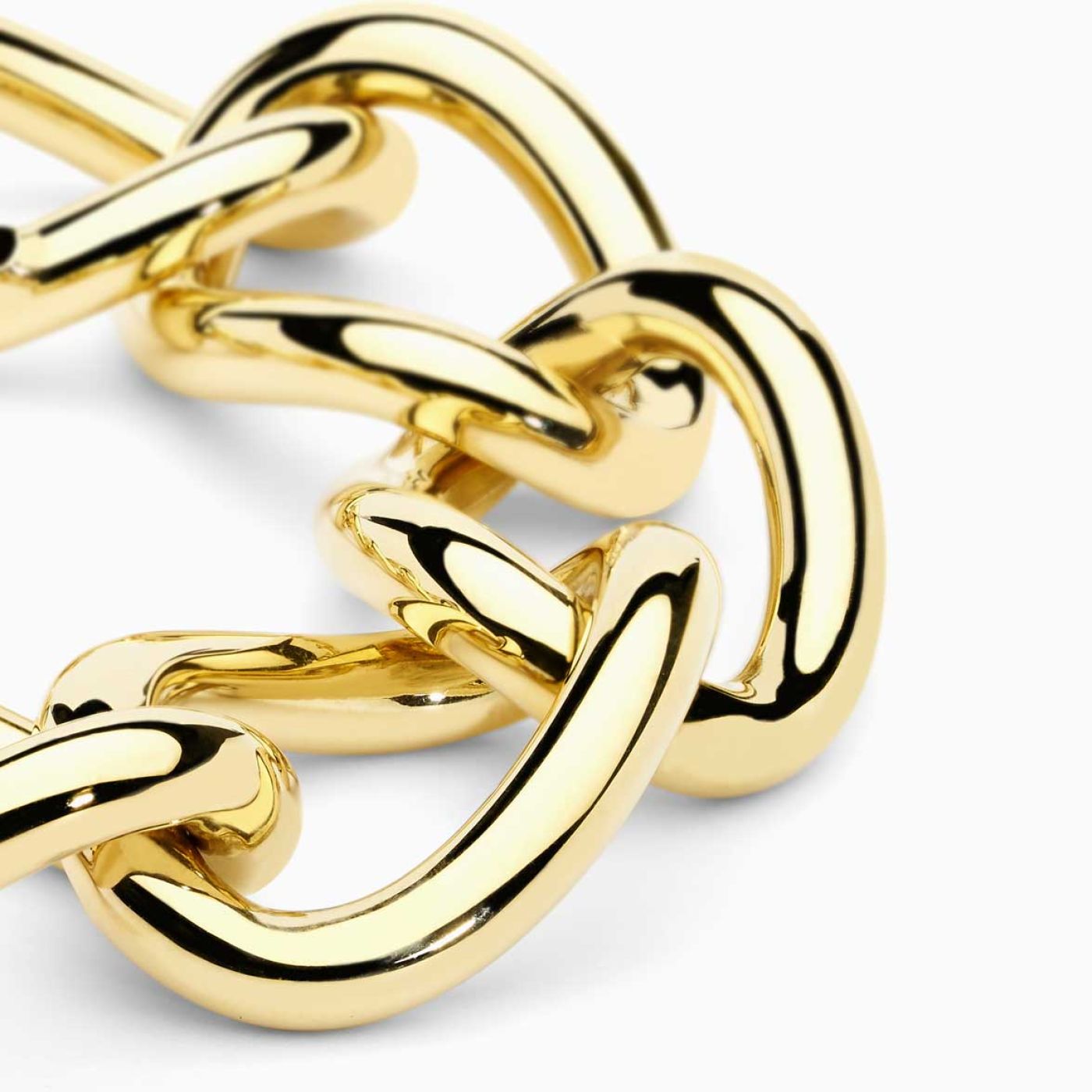 Pulsera de eslabones ovalados de oro amarillo