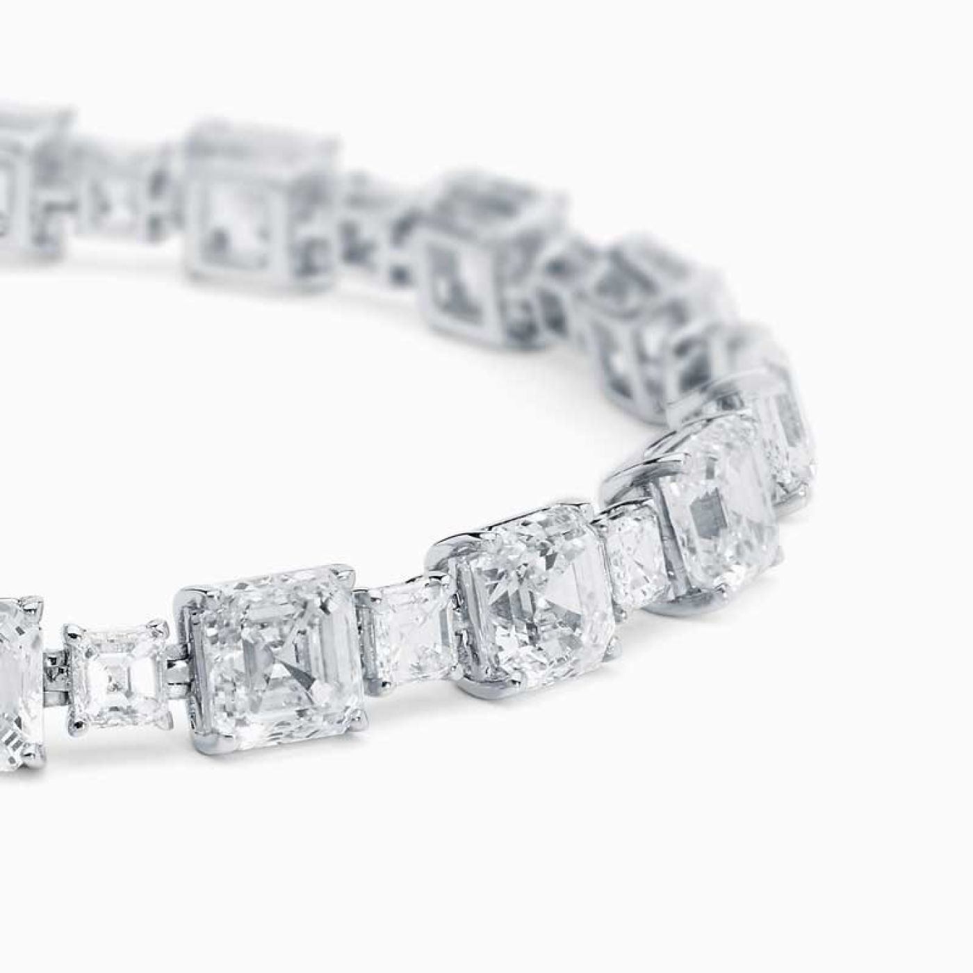 White gold riviere bracelet with diamonds