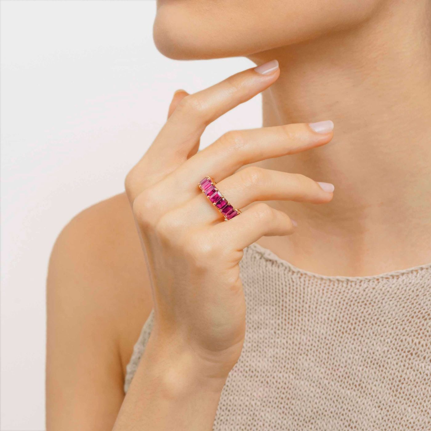 Rose gold ring with rubies