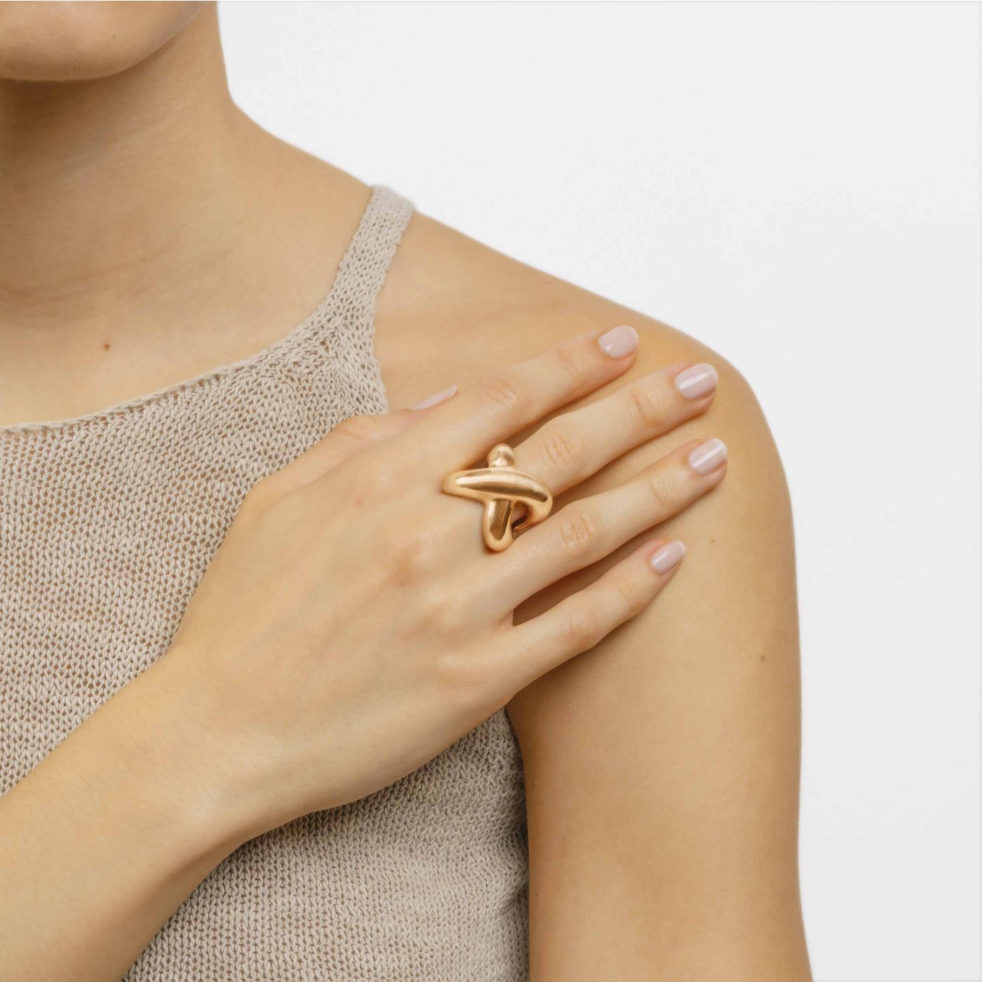 Rose Gold Ring with Crossed Rows 