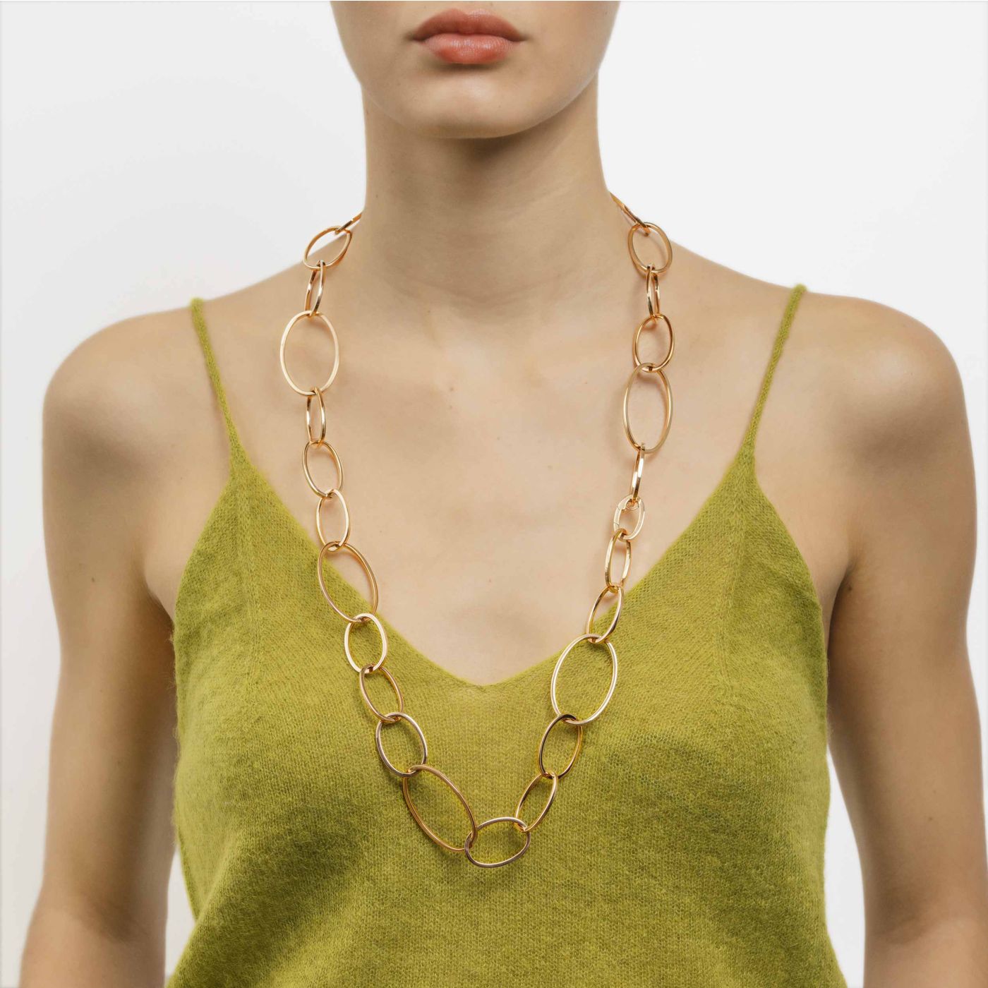 Collar de eslabones ovalados grandes de oro rosa de la coleccion RABAT Gold Essentials Joyeria RABAT P008320480