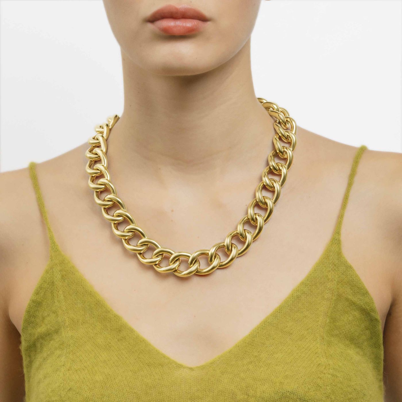 Yellow gold link necklace