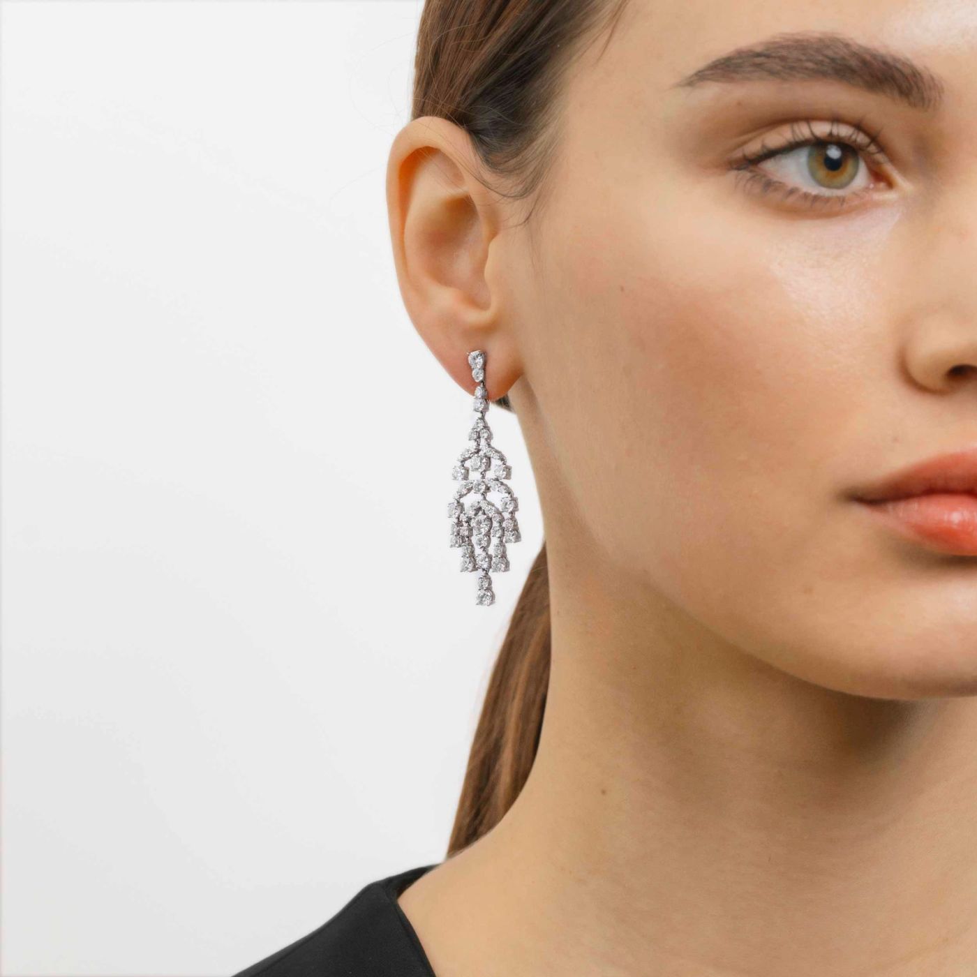 Long earrings in white gold waterfall with diamonds