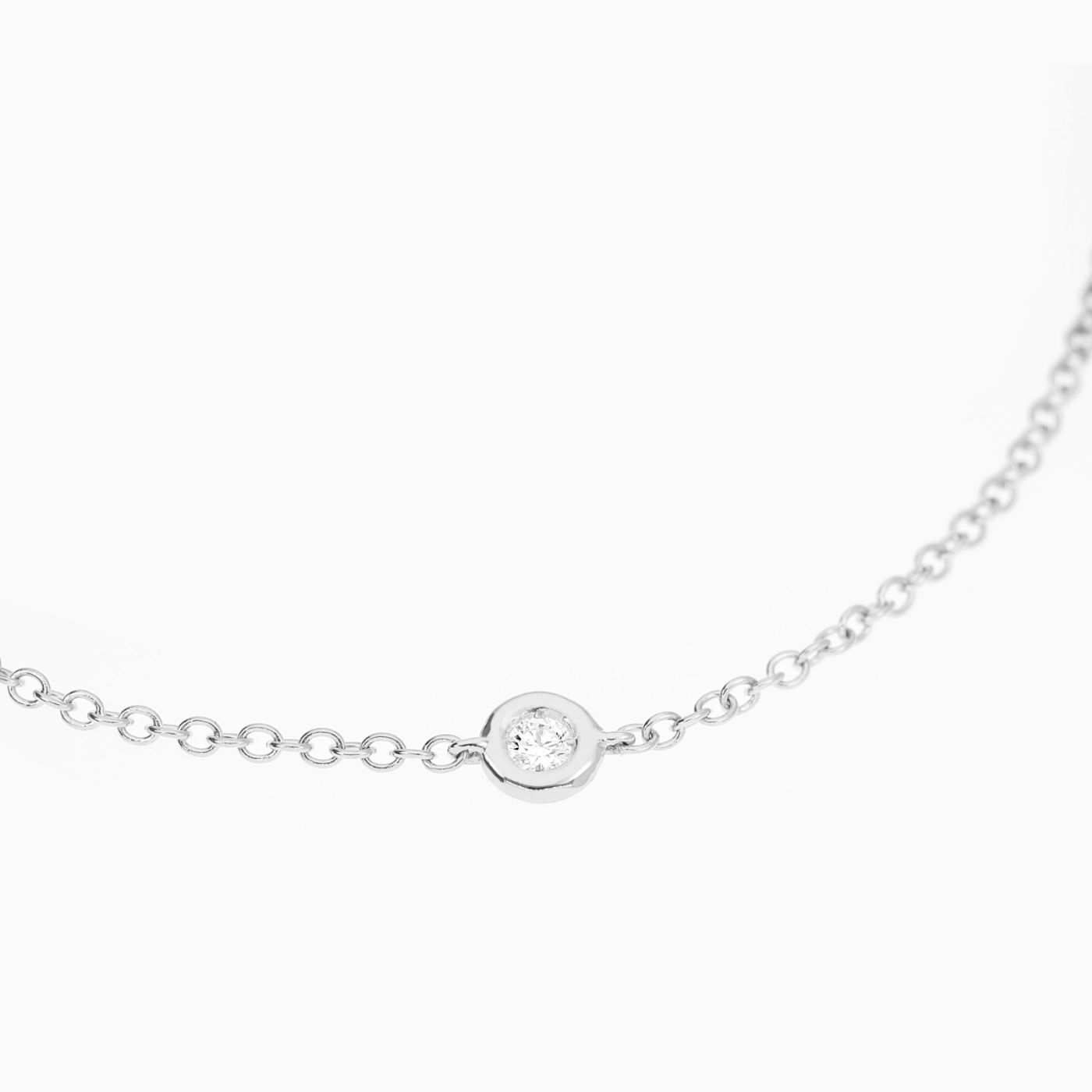 Pulsera de cadena de oro blanco con chatón de diamante