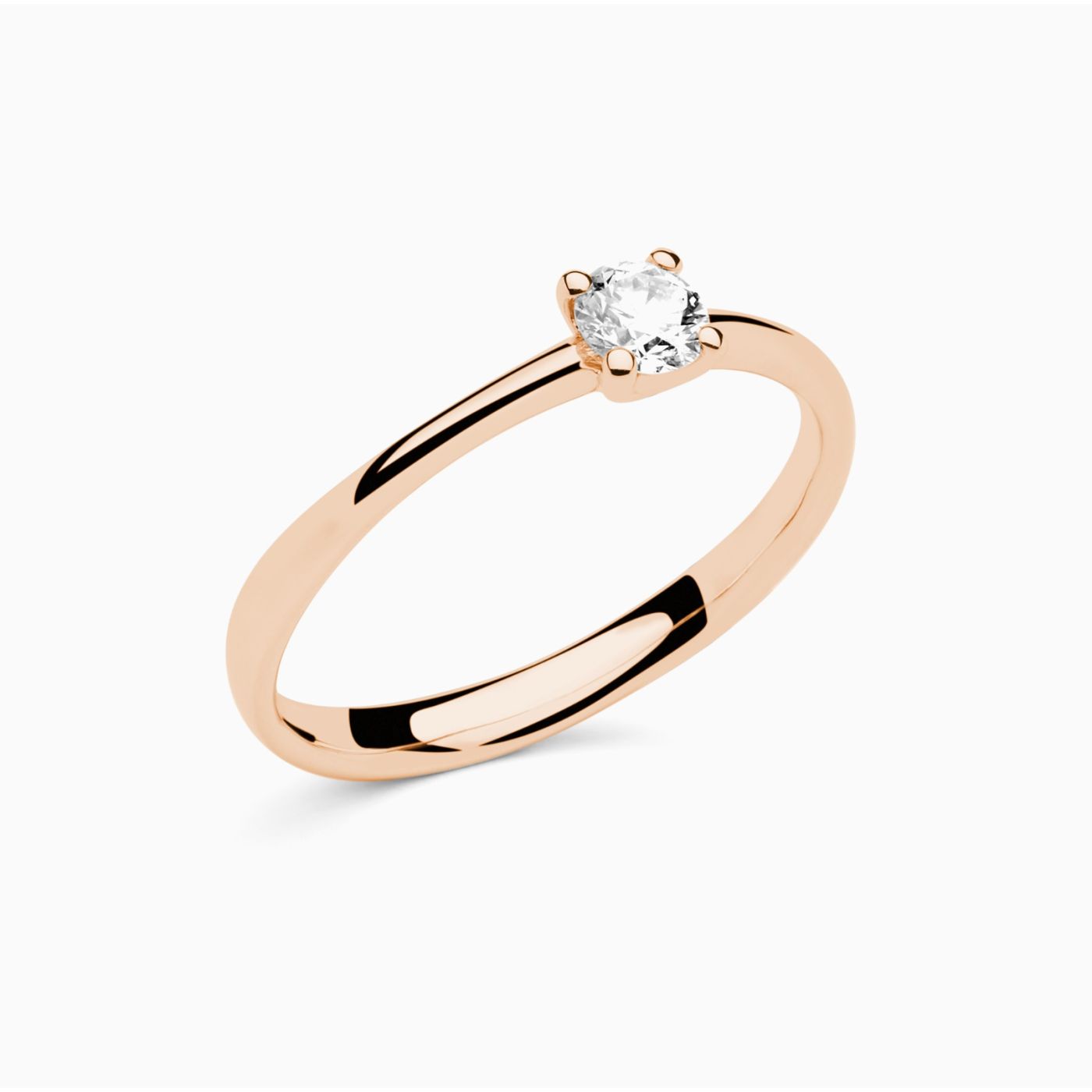 Anillo solitario de compromiso de oro Rosa con diamante central
