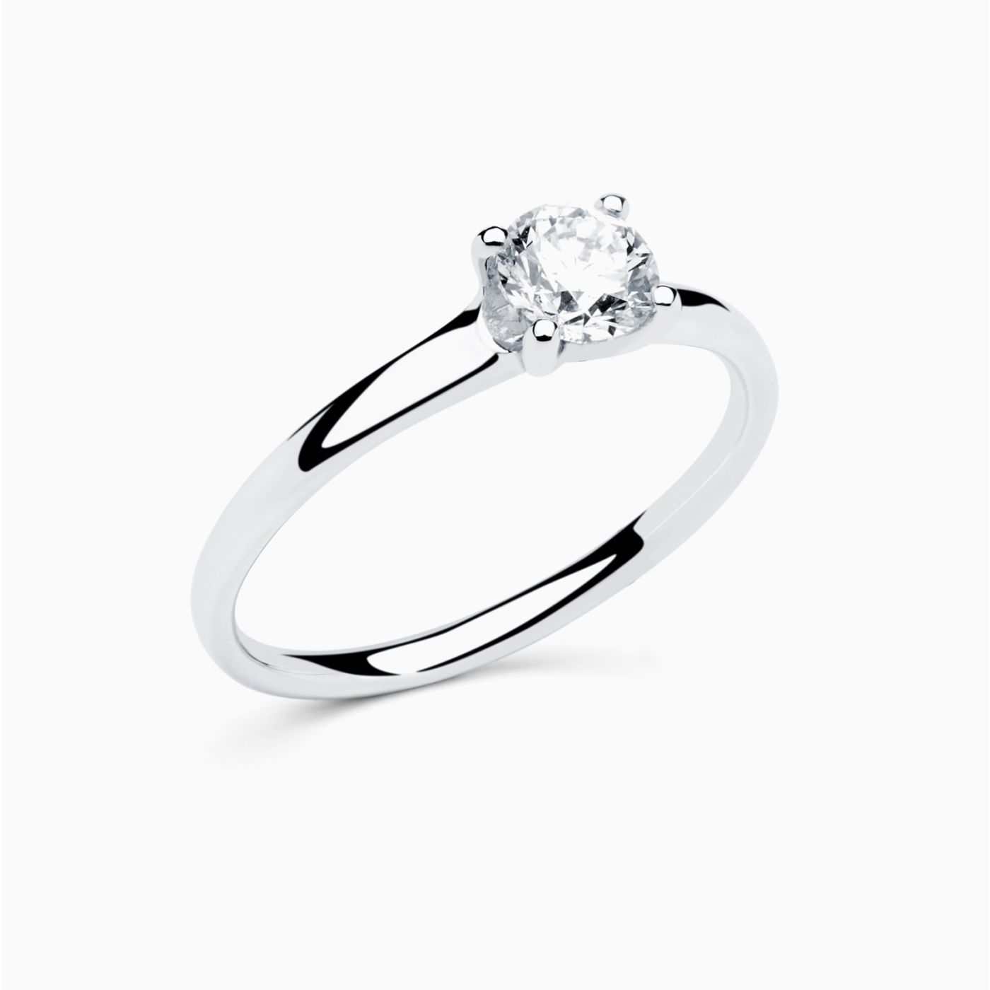 White gold engagement ring with central diamond