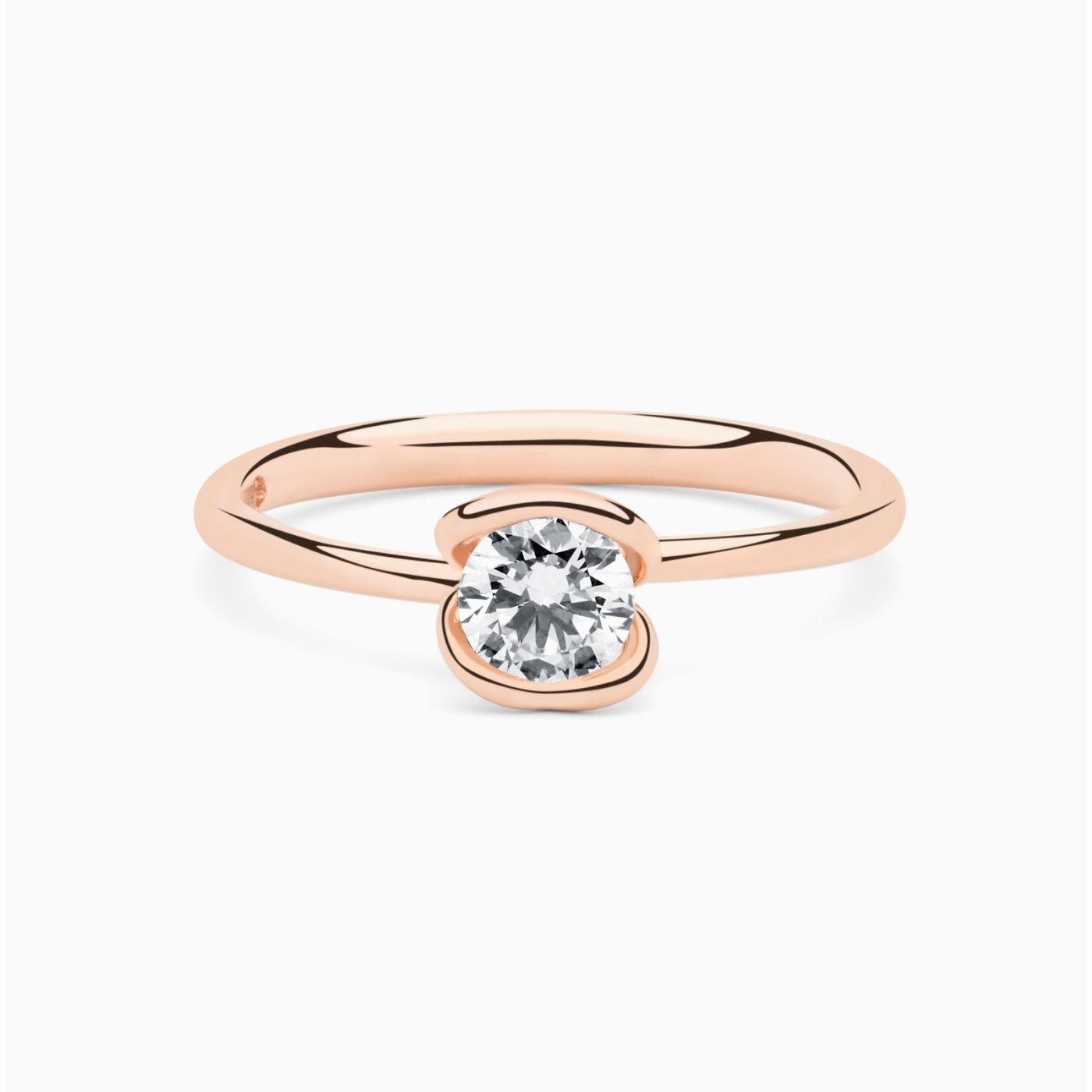 White gold with diamond in the center solitaire ring RABAT Amor Infinito