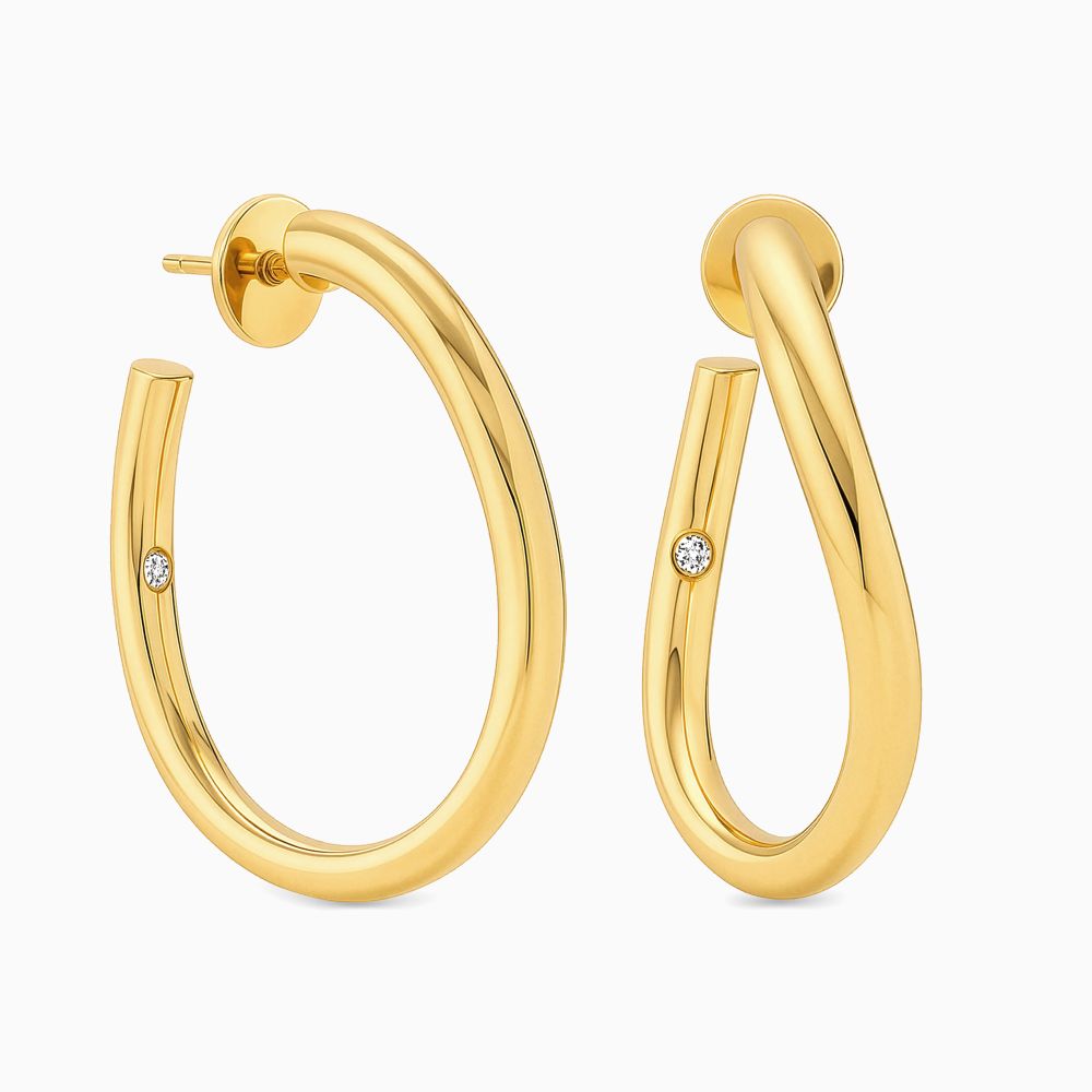 Yellow gold wave earrings with inner diamonds