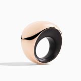 Anillo Vhernier Pirouette de oro rosa con azabache