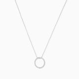 Colgante círculo de oro blanco con diamantes