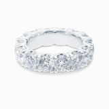 White gold and diamonds engagament ring