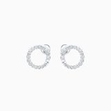 White gold ring earrings with bright size diamonds.