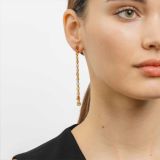 Yellow gold earrings with multicolored diamonds