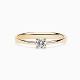 Yellow gold engagement ring with central diamond 
