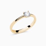 Yellow gold engagement ring with central diamond 
