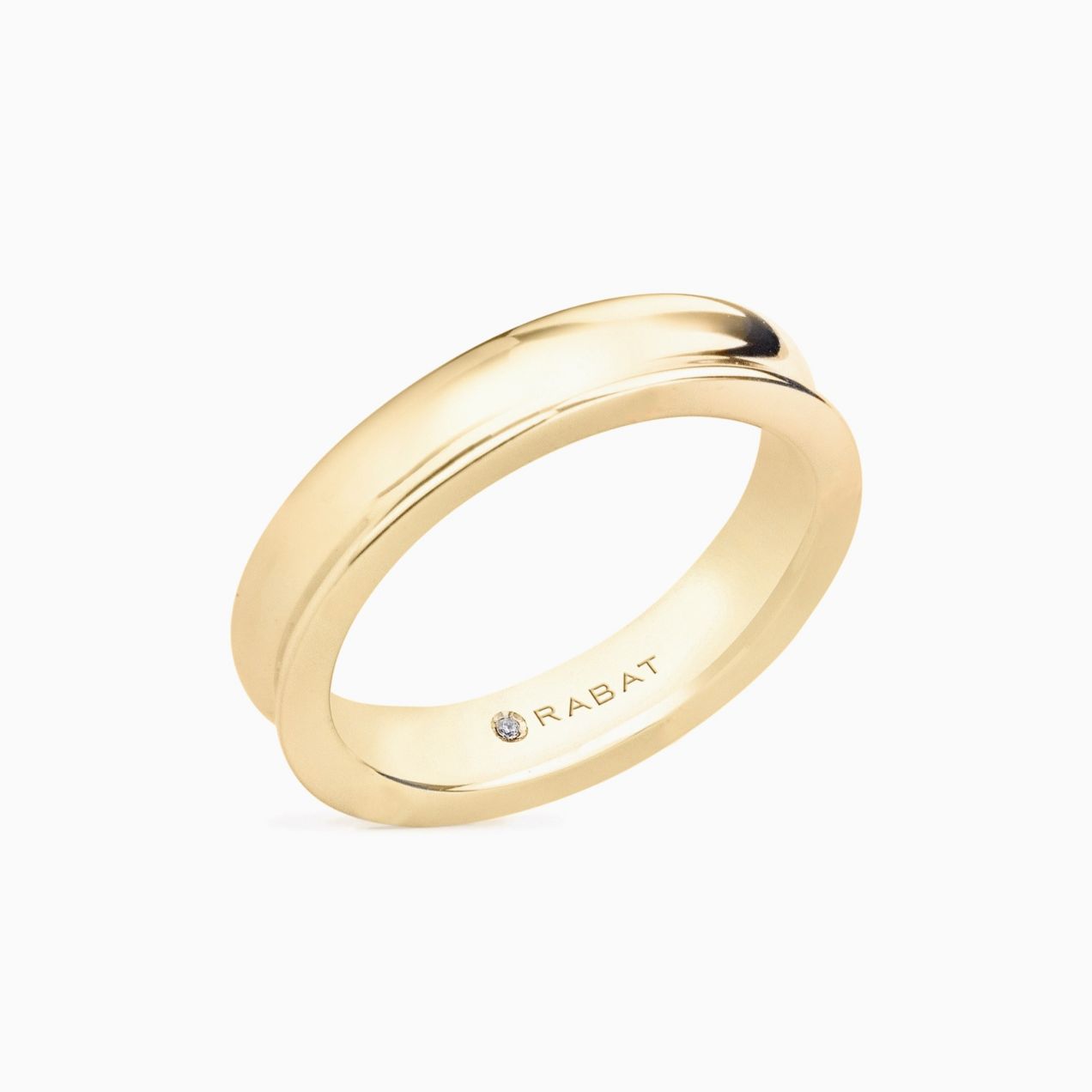 London wedding band in gold