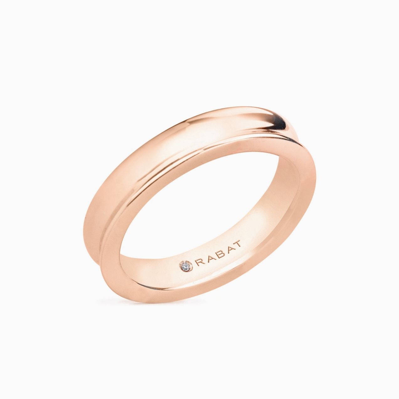 London wedding band in gold