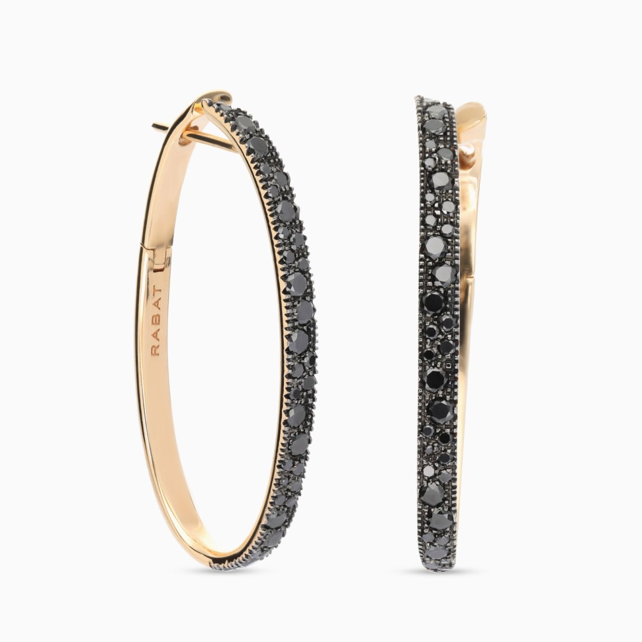 Pendientes de aro ovalados de oro rosa con pavé de diamantes negros