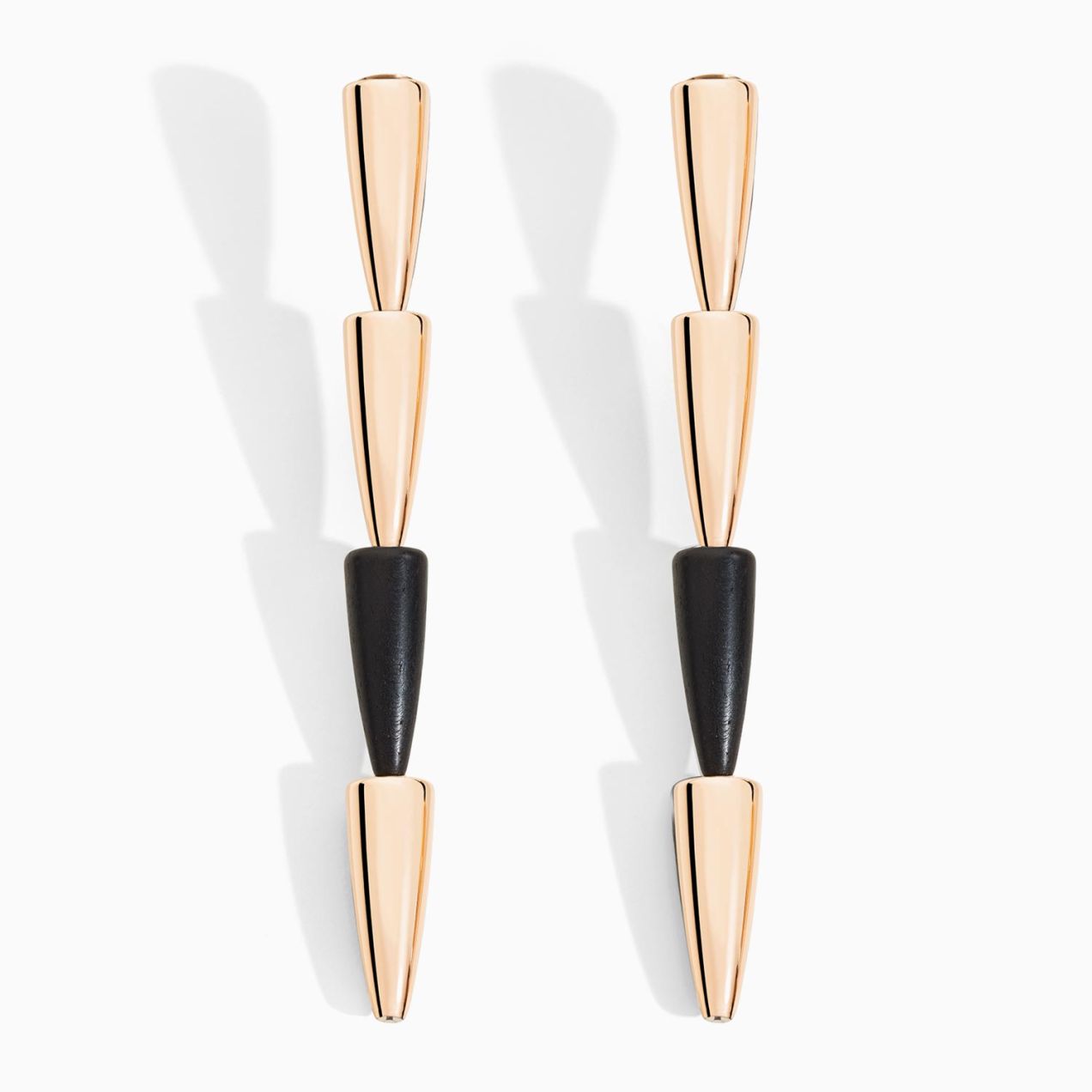 Vhernier calla earrings in rose gold with diamonds and ebony