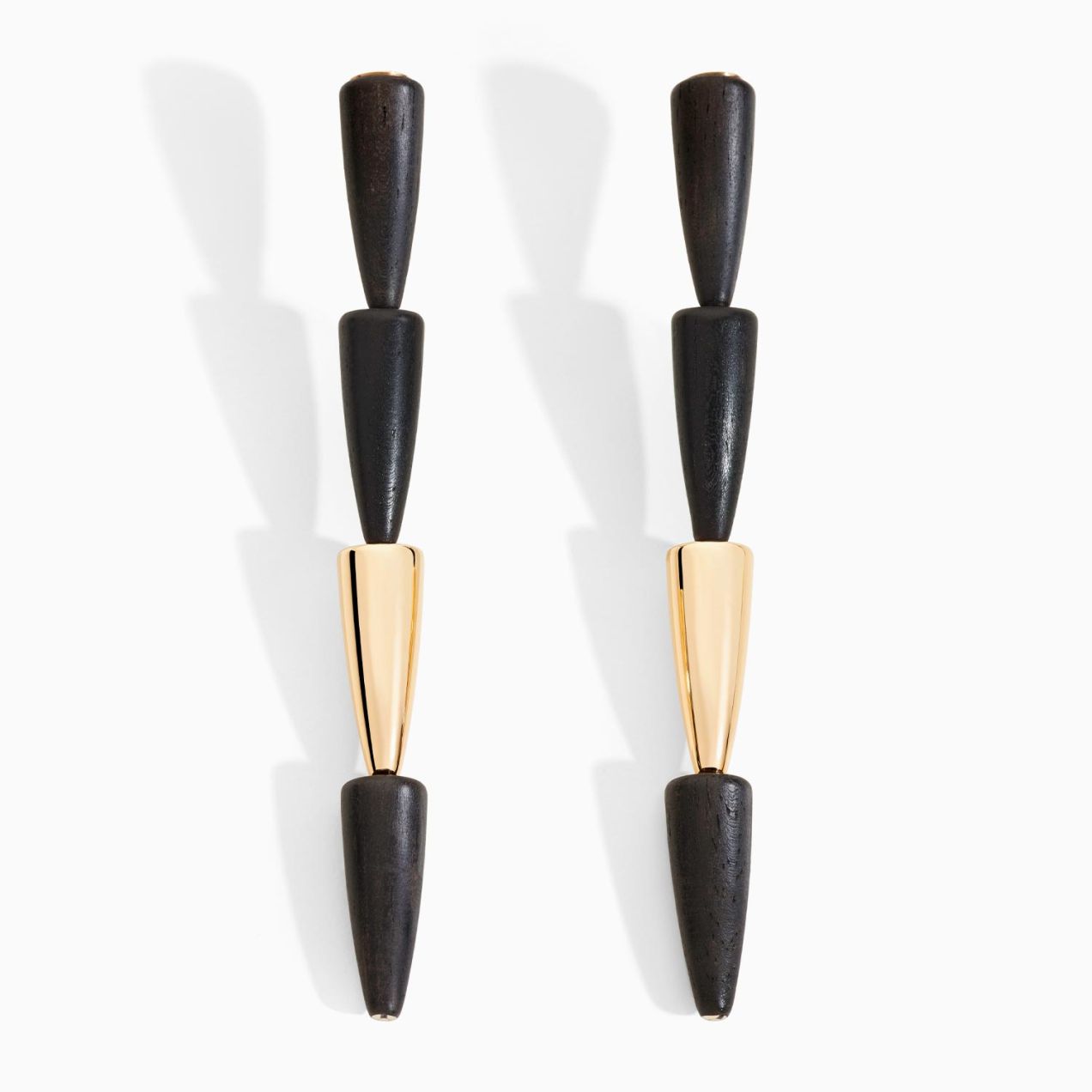 Vhernier calla rose gold ebony earrings