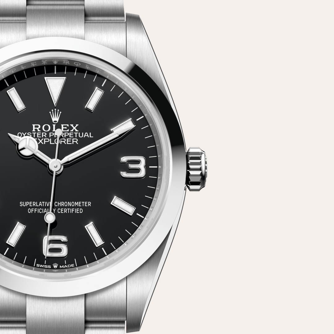 Reloj Rolex Explorer 36 ref: M124270-0001 con esfera de color Negra, con cristal de Zafiro resistente a las rayaduras. Presenta bisel Liso, corona Enroscada con sistema de doble hermeticidad Twinlock. 