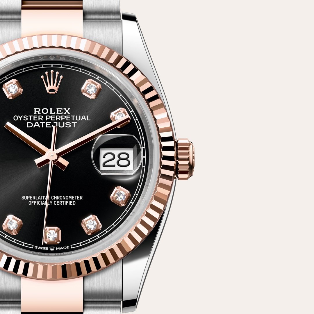 Reloj Rolex Datejust 36 ref: M126231-0020 con esfera de color Negro vivo engastada de diamantes, con cristal de Zafiro resistente a las rayaduras, lente Cyclops sobre la fecha. Presenta bisel Estriado, corona Enroscada con sistema de doble hermeticidad Tw 