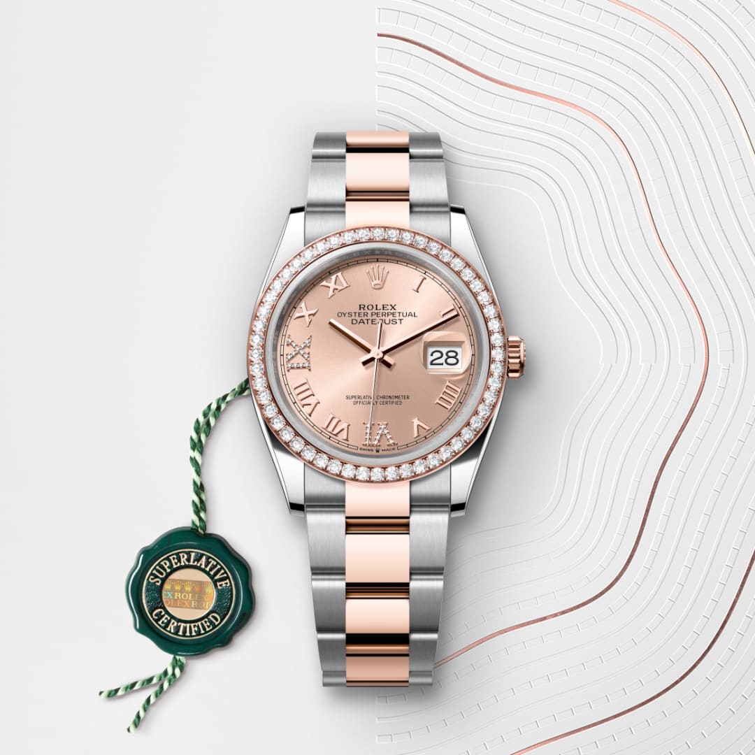 El reloj Rolex Datejust 36 ref: M126281RBR-0016 viene acompañado de un sello verde, un símbolo de su estatus de Cronómetro Superlativo, aplicando la garantía de cinco años. 