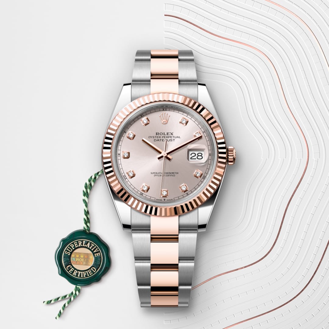 El reloj Rolex Datejust 41 ref: M126331-0007 viene acompañado de un sello verde, un símbolo de su estatus de Cronómetro Superlativo, aplicando la garantía de cinco años. 