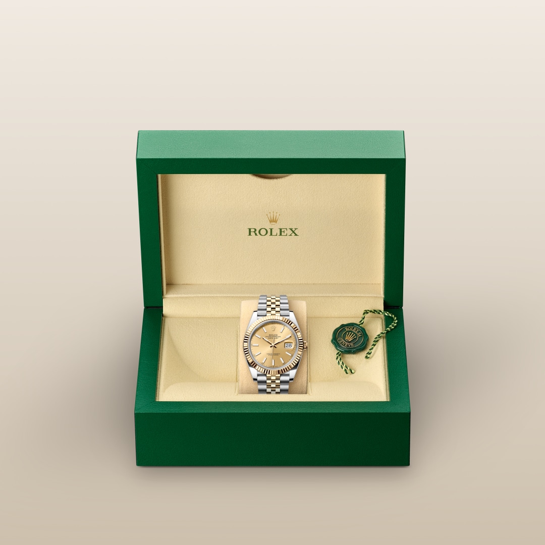 El reloj Rolex Datejust 41 ref: M126333-0010 se entrega en un precioso estuche verde que protege y guardar el reloj. 