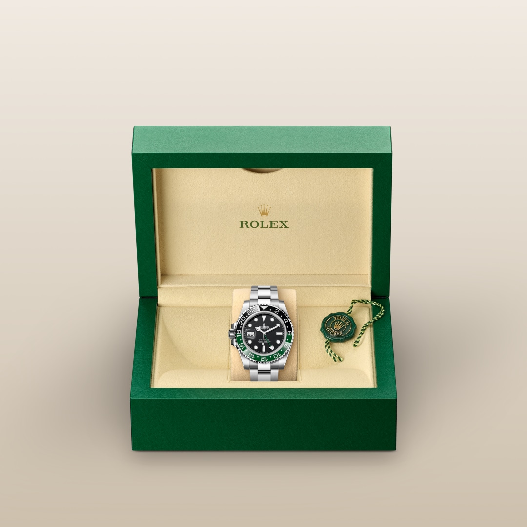 El reloj Rolex GMT-Master II ref: M126720VTNR-0001 se entrega en un precioso estuche verde que protege y guardar el reloj. 
