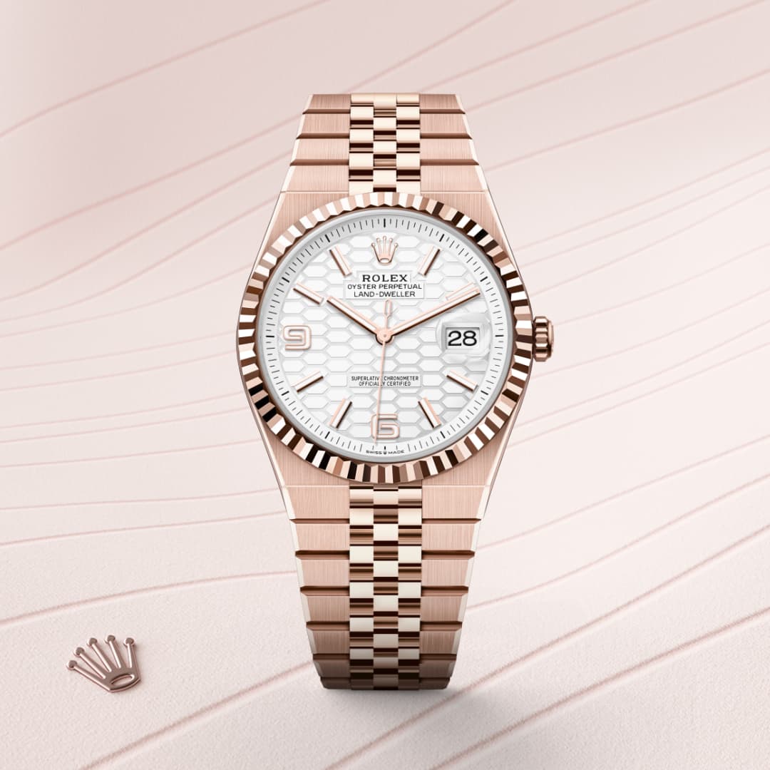Rolex Land-Dweller 40 ref: M127335-0001 oyster, 40 mm, oro everose. De movimiento perpetual, mecánico, de cuerda automática con calibre 7135, Manufactura Rolex. 